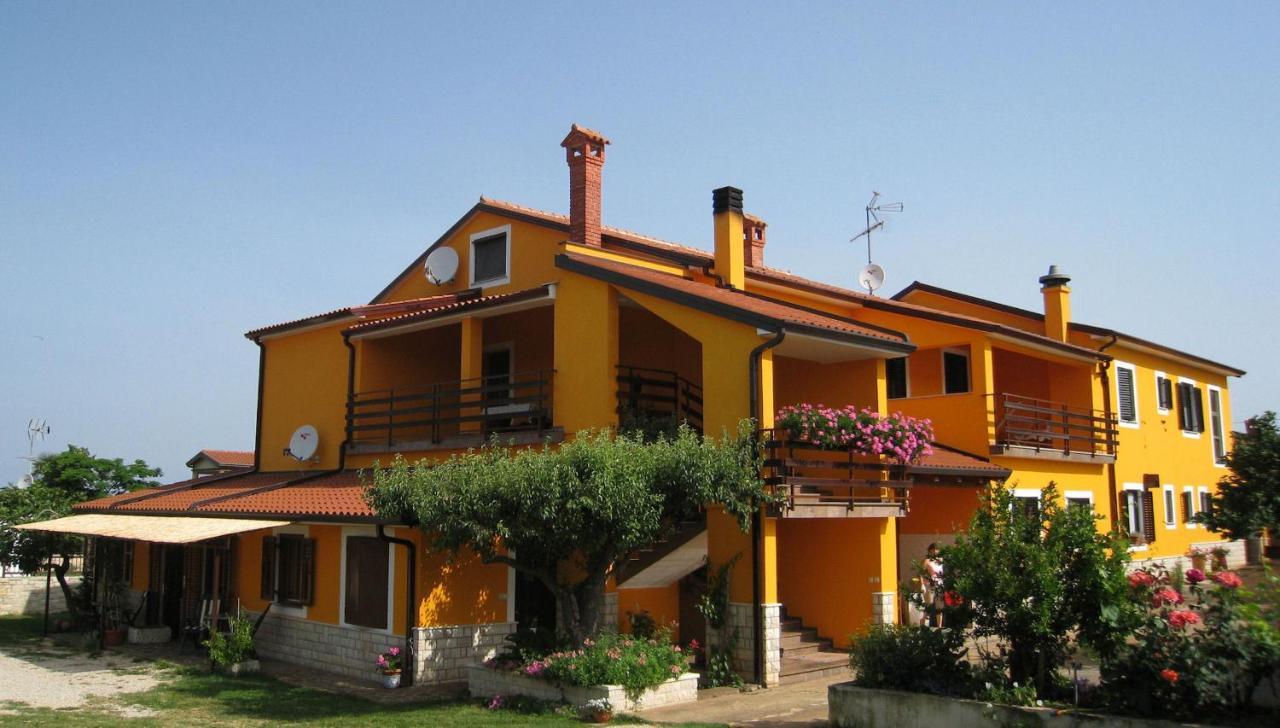Apartments Valentina Umag Extérieur photo